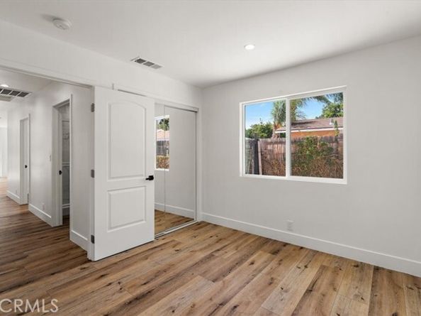 12867 Norris Avenue, Sylmar (los Angeles) CA 91342