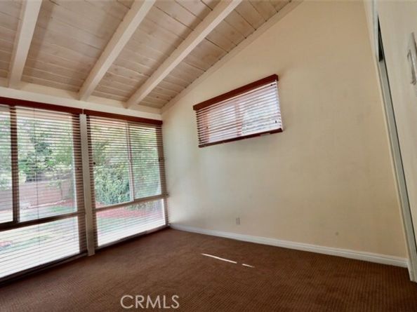8512 Fullbright Avenue, Winnetka (los Angeles) CA 91306