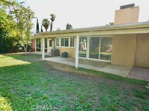 8512 Fullbright Avenue, Winnetka (los Angeles) CA 91306