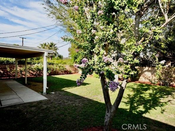 8512 Fullbright Avenue, Winnetka (los Angeles) CA 91306
