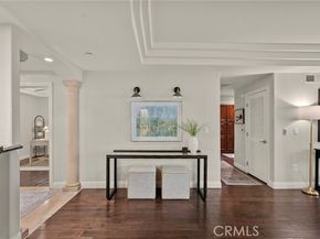 12044 Hoffman Street 204, Studio City (los Angeles) CA 91604