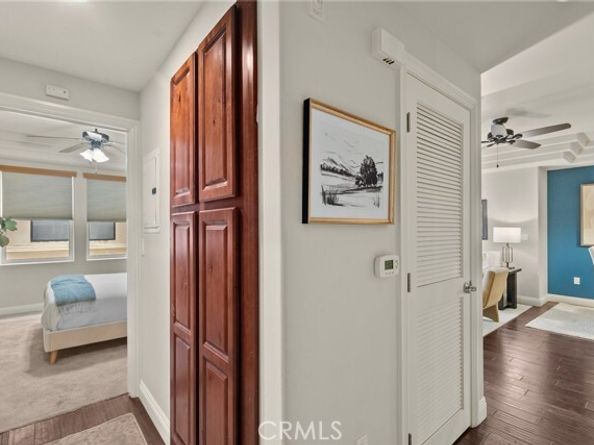 12044 Hoffman Street 204, Studio City (los Angeles) CA 91604