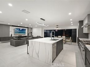 10405 Lubao Avenue, Chatsworth (los Angeles) CA 91311