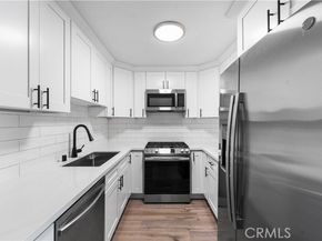 9525 Sylmar Avenue 2, Panorama City (los Angeles) CA 91402