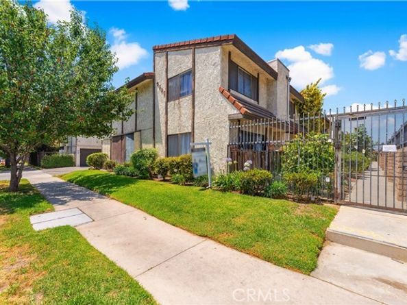 9525 Sylmar Avenue 2, Panorama City (los Angeles) CA 91402