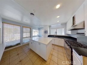 19128 Prairie Street, Northridge (los Angeles) CA 91324