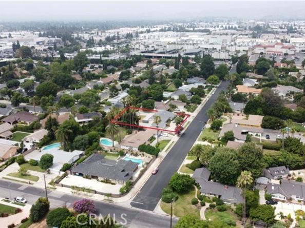 19128 Prairie Street, Northridge (los Angeles) CA 91324