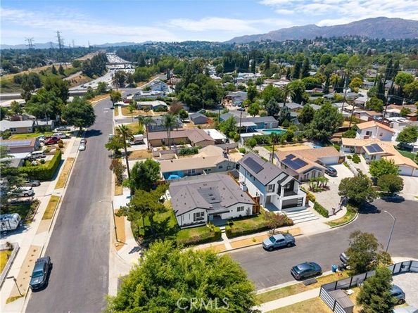 16701 Kalisher, Granada Hills (los Angeles) CA 91344