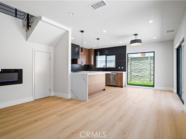 16701 Kalisher, Granada Hills (los Angeles) CA 91344
