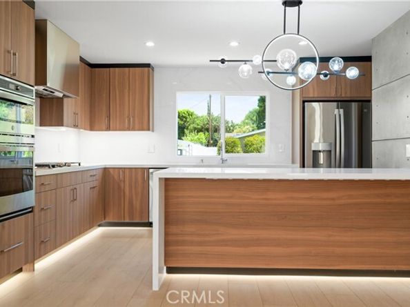 16701 Kalisher, Granada Hills (los Angeles) CA 91344