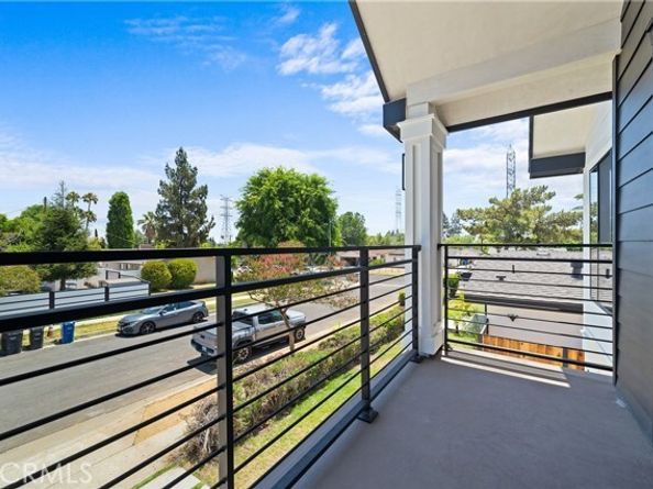 16701 Kalisher, Granada Hills (los Angeles) CA 91344