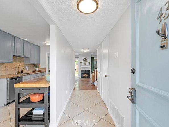 10125 De Soto Avenue 43, Chatsworth (los Angeles) CA 91311