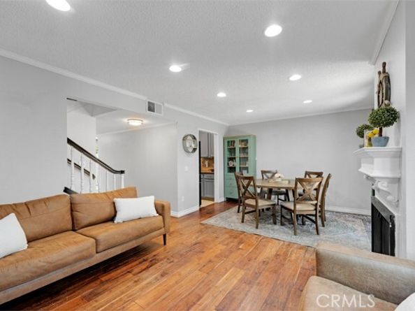 10125 De Soto Avenue 43, Chatsworth (los Angeles) CA 91311