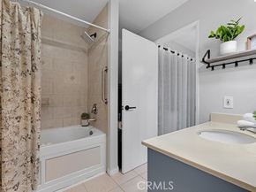 10125 De Soto Avenue 43, Chatsworth (los Angeles) CA 91311
