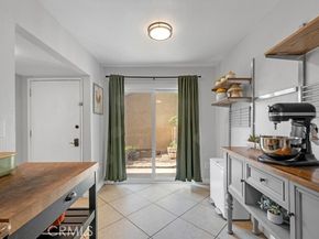 10125 De Soto Avenue 43, Chatsworth (los Angeles) CA 91311