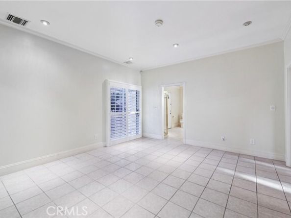 6542 Zelzah Avenue, Reseda (los Angeles) CA 91335