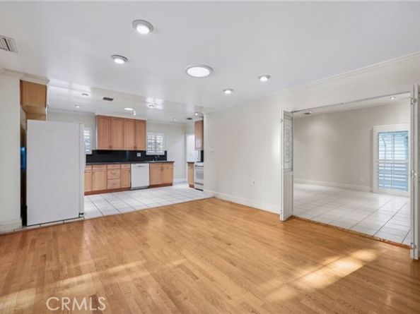 6542 Zelzah Avenue, Reseda (los Angeles) CA 91335
