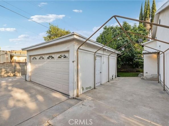 6542 Zelzah Avenue, Reseda (los Angeles) CA 91335