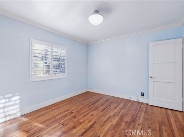 6542 Zelzah Avenue, Reseda (los Angeles) CA 91335
