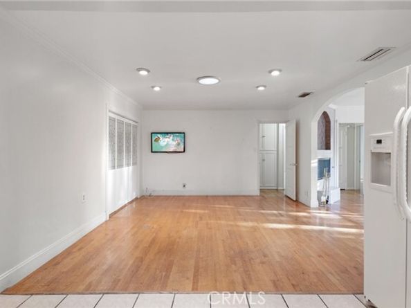 6542 Zelzah Avenue, Reseda (los Angeles) CA 91335