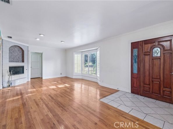6542 Zelzah Avenue, Reseda (los Angeles) CA 91335