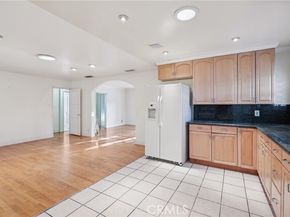 6542 Zelzah Avenue, Reseda (los Angeles) CA 91335