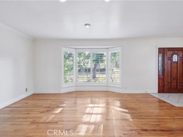 6542 Zelzah Avenue, Reseda (los Angeles) CA 91335