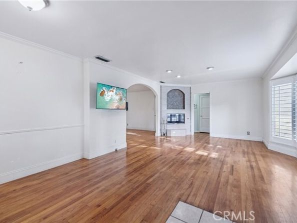 6542 Zelzah Avenue, Reseda (los Angeles) CA 91335