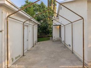 6542 Zelzah Avenue, Reseda (los Angeles) CA 91335