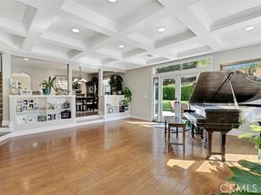 11538 Zelzah Avenue, Granada Hills (los Angeles) CA 91344