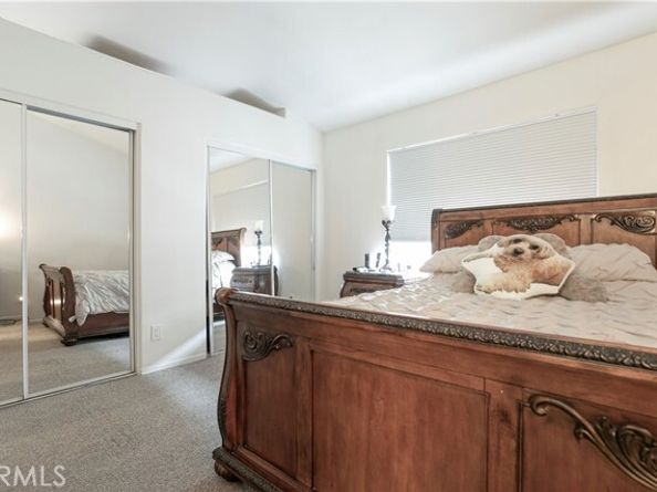 18347 Saticoy Street 17, Reseda (los Angeles) CA 91335