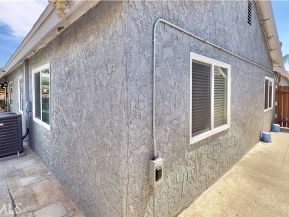 12744 El Dorado Avenue, Sylmar (los Angeles) CA 91342