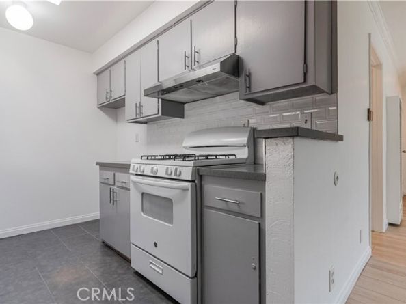11138 Aqua Vista Street 49, Studio City (los Angeles) CA 91602