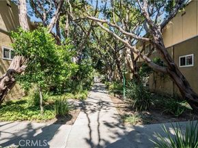 11138 Aqua Vista Street 49, Studio City (los Angeles) CA 91602