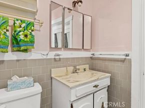 15945 Hart Street, Los Angeles CA 91406