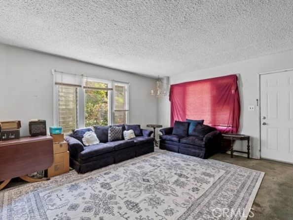 15945 Hart Street, Los Angeles CA 91406
