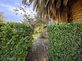 7719 Yolanda Avenue, Reseda (los Angeles) CA 91335