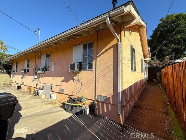 14054 Roscoe, Panorama City (los Angeles) CA 91402