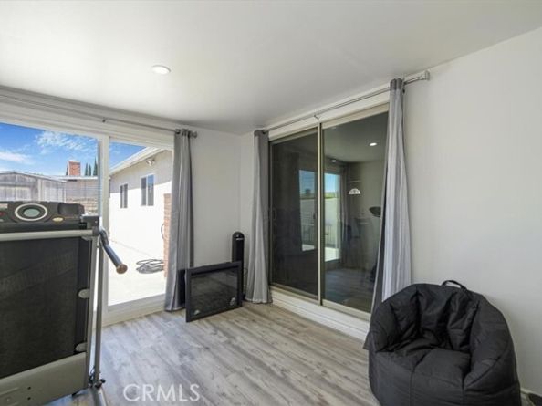 13130 Schoenborn Street, Sun Valley (los Angeles) CA 91352
