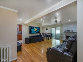 13130 Schoenborn Street, Sun Valley (los Angeles) CA 91352