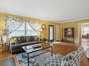7656 Oak Park, Los Angeles CA 91406