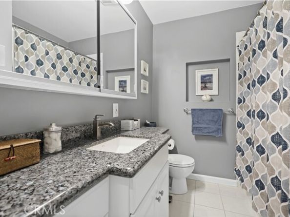 7656 Oak Park, Los Angeles CA 91406
