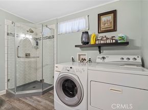 7656 Oak Park, Los Angeles CA 91406