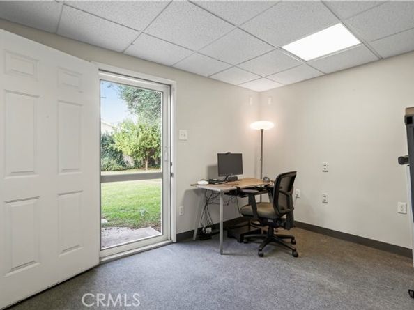 7656 Oak Park, Los Angeles CA 91406