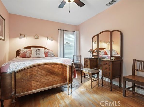 7656 Oak Park, Los Angeles CA 91406