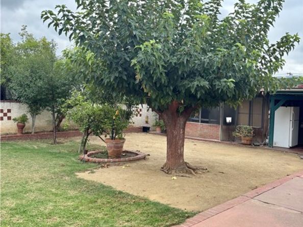 10200 Rincon Avenue, Pacoima (los Angeles) CA 91331