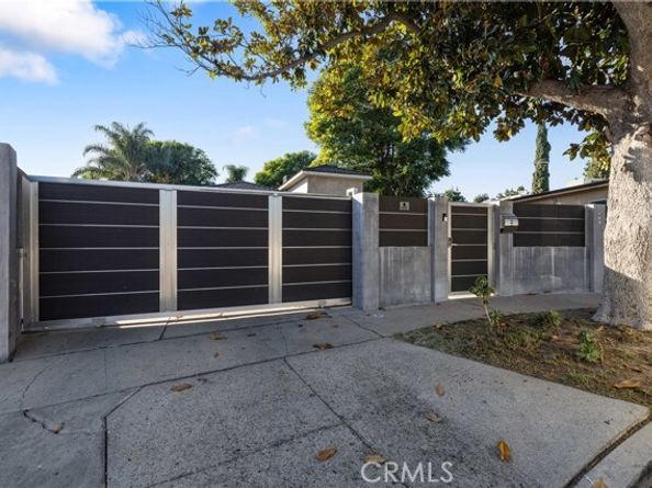 7807 Stansbury, Panorama City (los Angeles) CA 91402