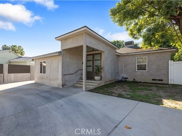 7807 Stansbury, Panorama City (los Angeles) CA 91402