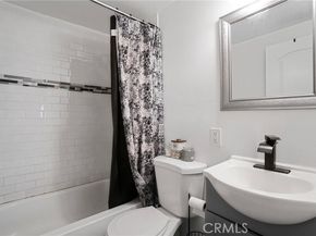 919 W 49th, Los Angeles CA 90037