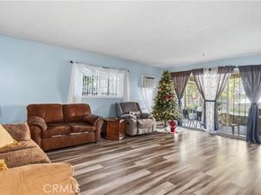 11474 Gladstone, Sylmar (los Angeles) CA 91342